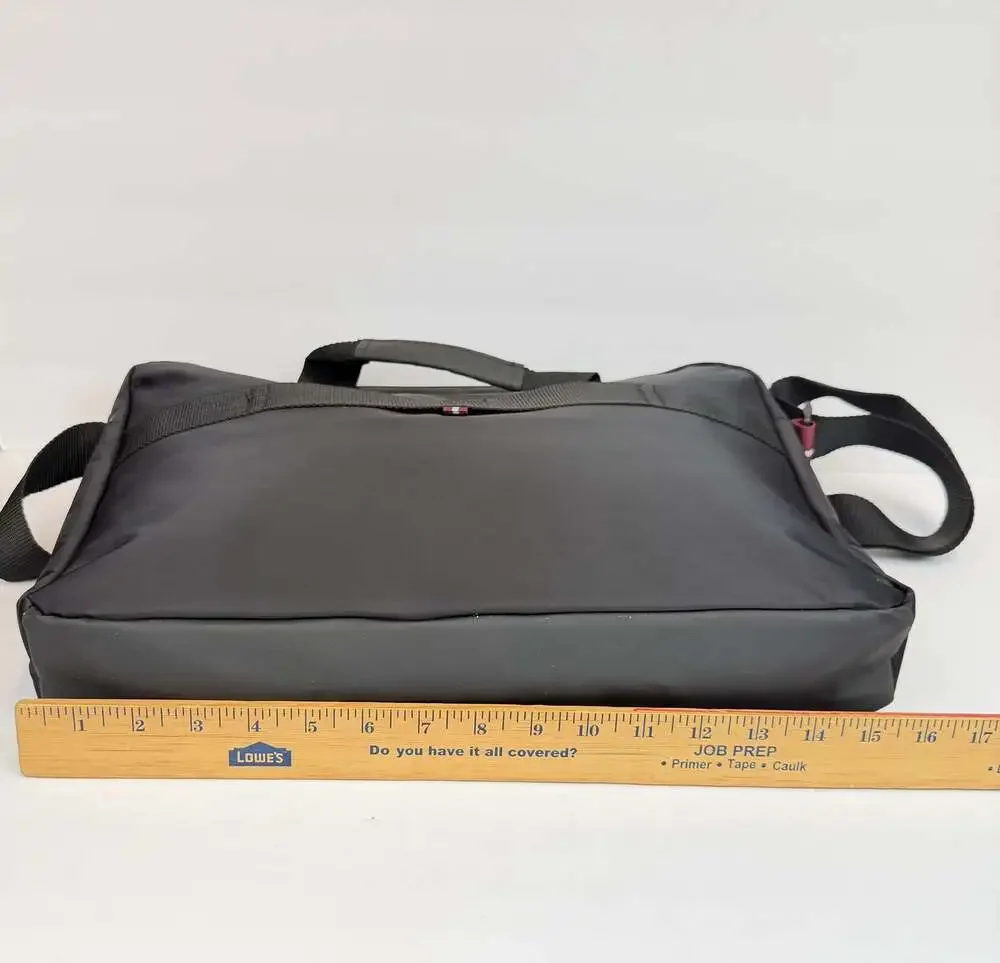 Solo New York Lead Slim Brief for 15.6 Inch Laptop